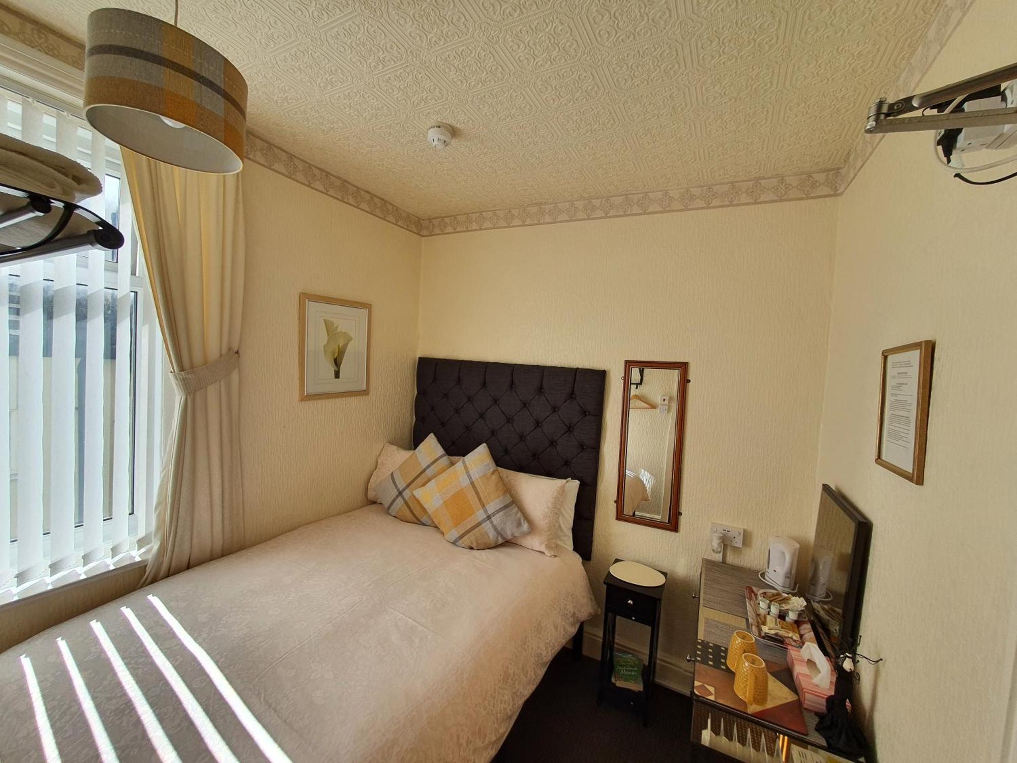 Windsor House Hotel แบล็คพูล ภายนอก รูปภาพ
