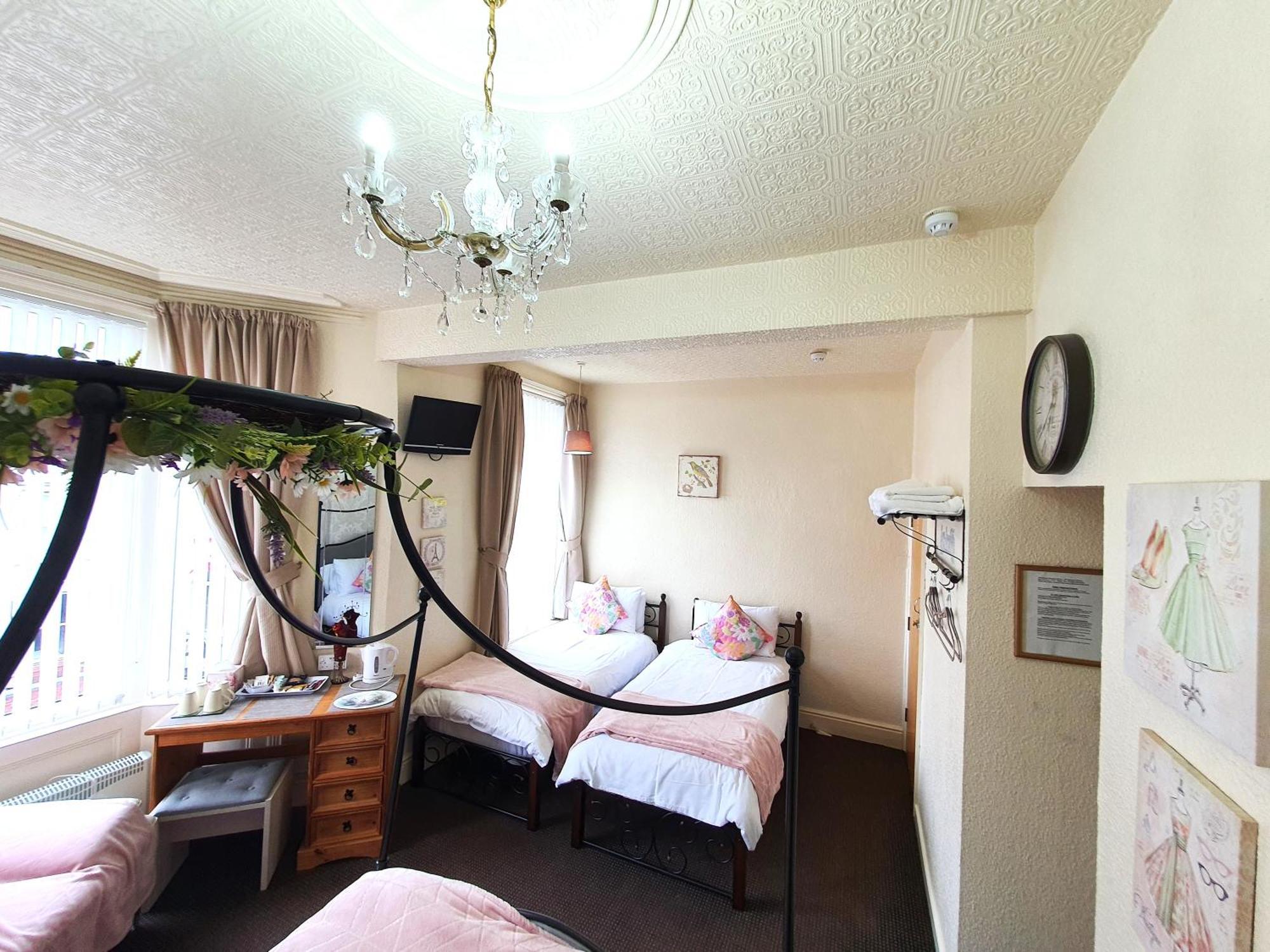 Windsor House Hotel แบล็คพูล ภายนอก รูปภาพ